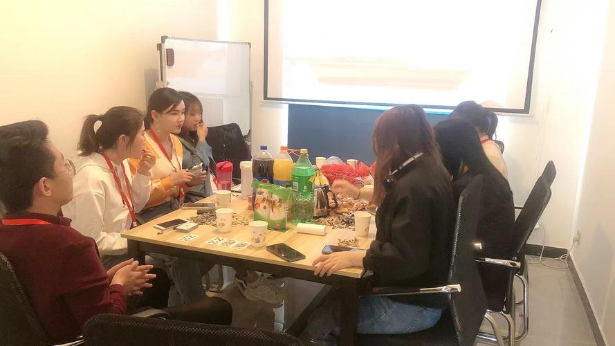 曹康,公司經營范圍包括:信息咨詢服務;企業營銷策劃;會議